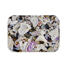 Load image into Gallery viewer, Sugar Beach Sea Shells Bath Mat

