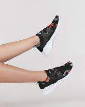 Load image into Gallery viewer, black Women&#39;s Two-Tone Sneaker
