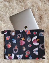 Load image into Gallery viewer, computer zipper pouch hearts
